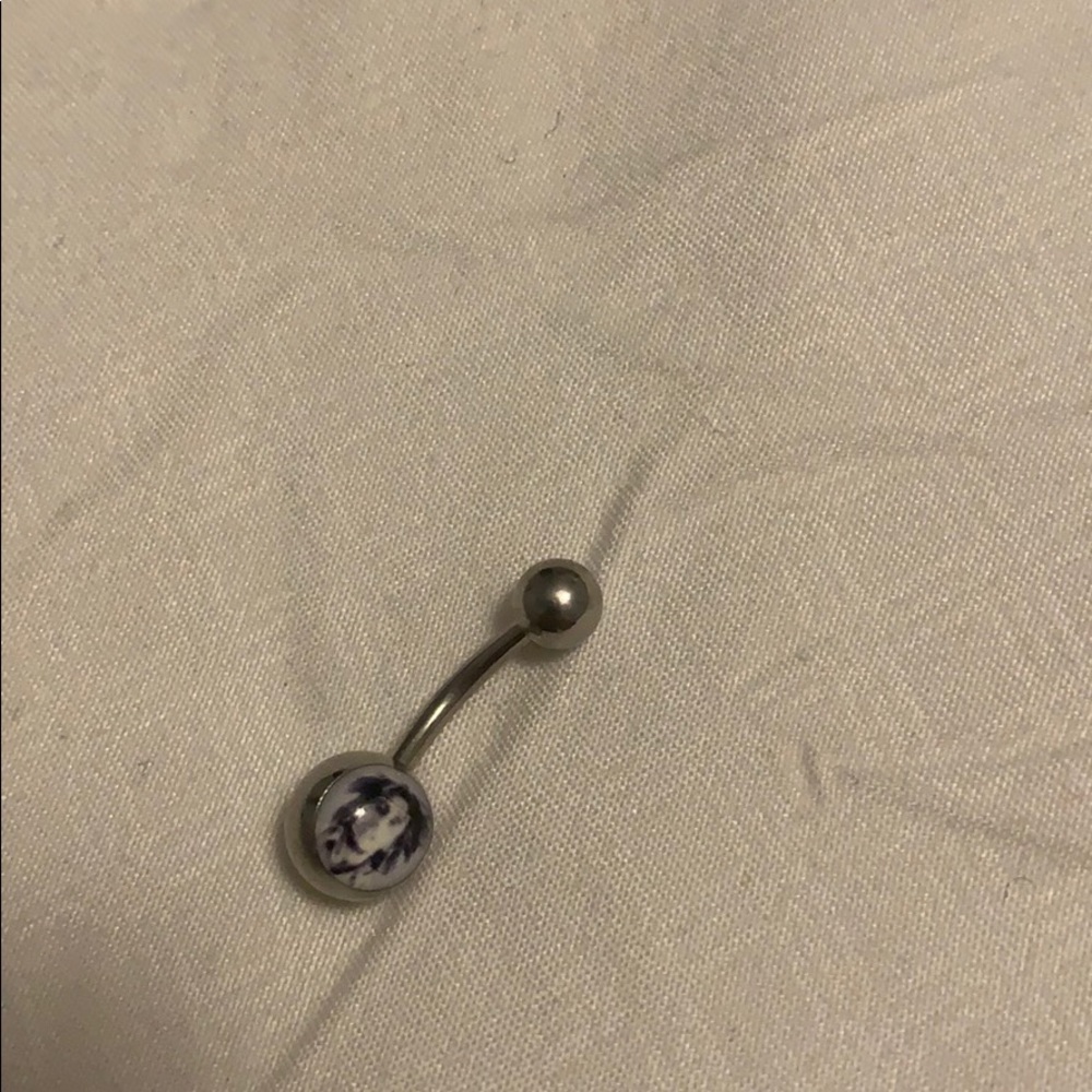 Bob Marley belly ring